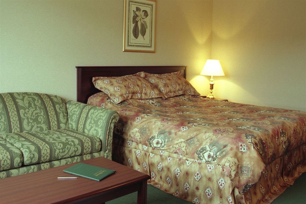 Sandman Hotel Quesnel Quarto foto